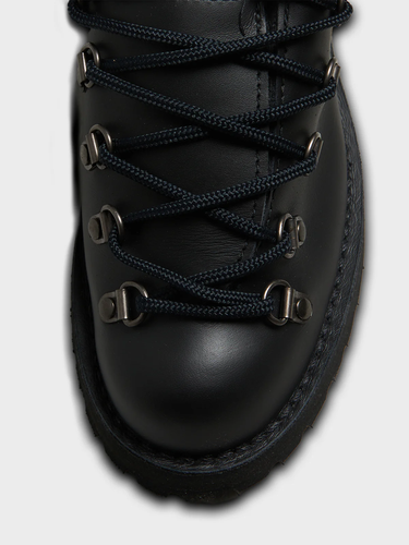 Danner - Women's Mountain Light Shoes in Black