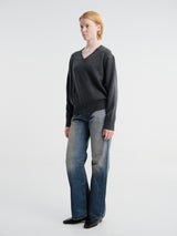Dunst - Unisex Cashmere V-Neck Sweater in Charcoal Grey