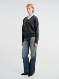 Dunst - Unisex Cashmere V-Neck Sweater in Charcoal Grey
