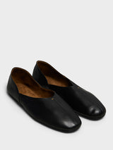 Khaite - Jane Flat in Black