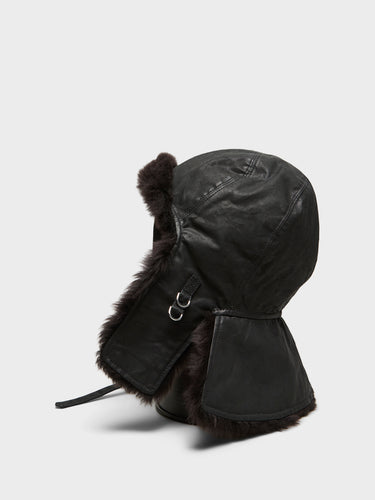 Lemaire - Reversible Shearling Chapka in Onyx