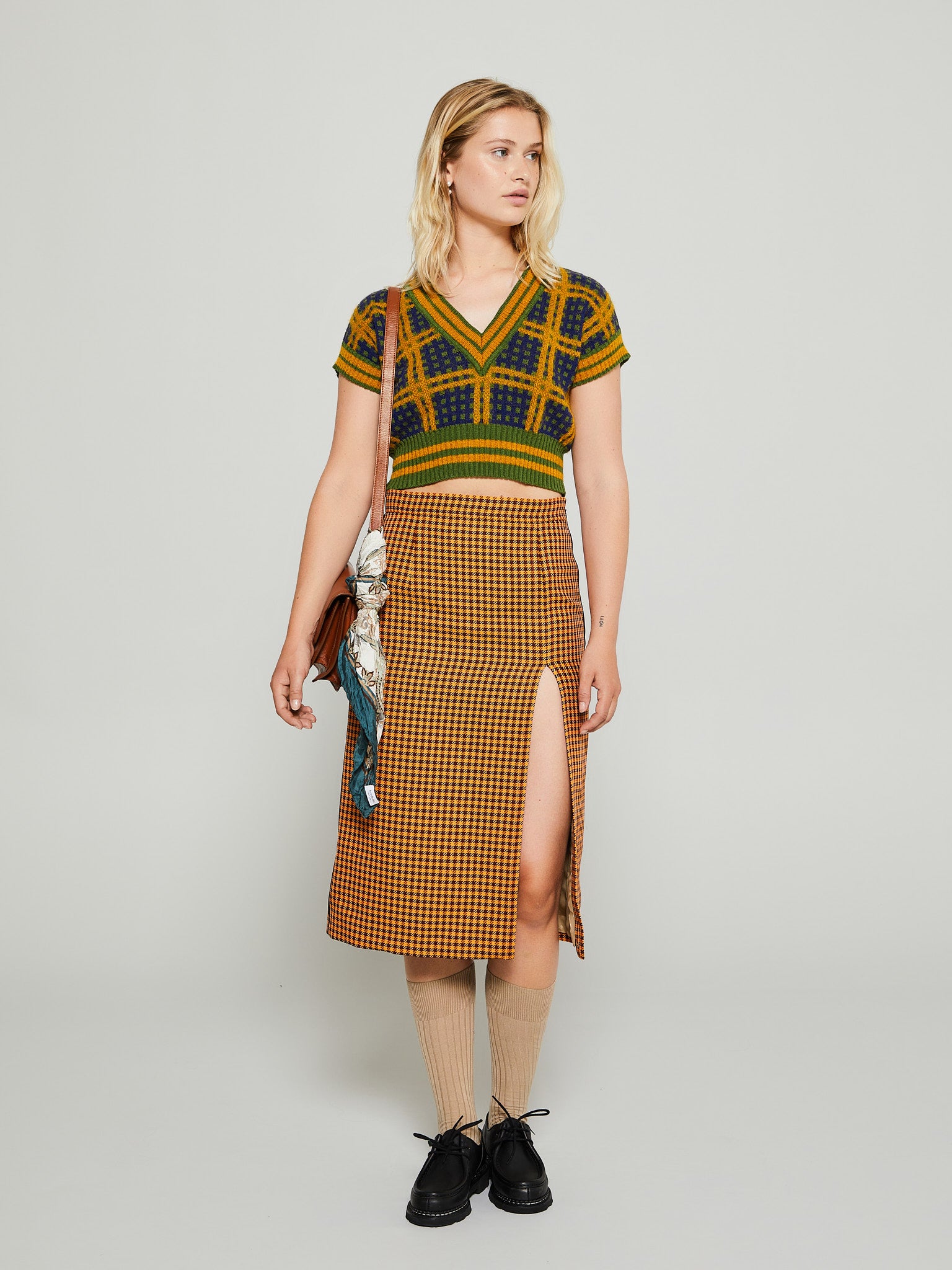 Sleeveless Jumper With '50s Check in Green and Brown