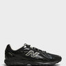 New Balance - U204LMRA Sneakers in Black