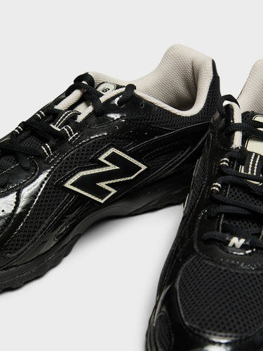 New Balance - U204LMRA Sneakers in Black