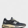 New Balance - U991GG2 Sneakers in Dark Gull Grey and Midnight Navy