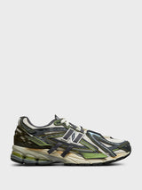 New Balance - 1906A Sneakers in Olive Juice