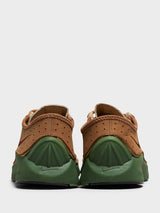 Nike - Air Superfly Suede Sneakers in Ale Brown, Team Red Treeline