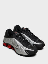 Nike - Shox R4 Sneakers in Black, Light Crimson and Metallic Silver