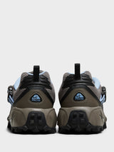 Nike - ACG Phassad Sneakers in Cave Stone, Aluminium and Black