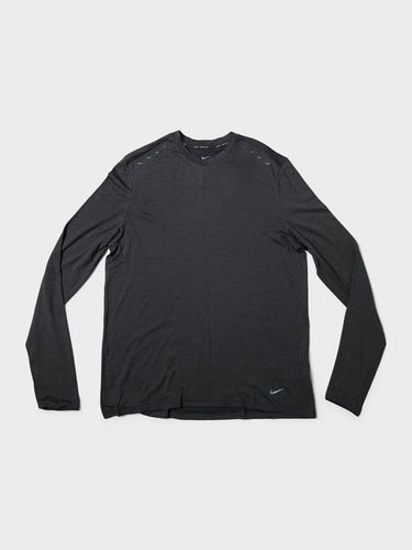 Nike - Dry-Fit ADV Run T-Shirt in Black and Anthracite