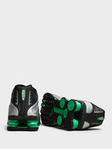 Nike - Shox R4 Sneakers in Metallic Silver, Metallic Silver and Black