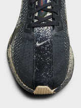 Nike - Pegasus Plus Sneakers in Black, Anthracite and Volt