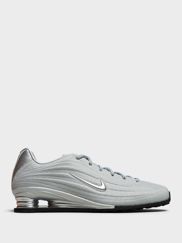 Nike - Shox Z Sneakers in Silver, Silver Black Metallic and Metallic Silver