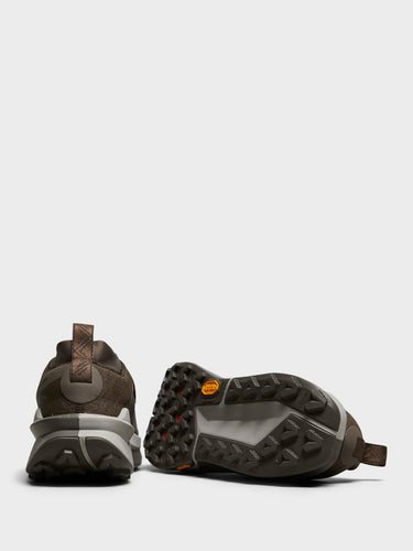 Nike - Zegama 2 Sneakers in Ironstone, Cave Stone and College Grey
