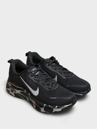 Nike - Vomero 18 Sneakers in Anthracite, Reflect Silver and Cannon