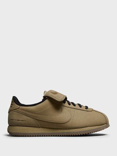 Nike - Cortez Leather SE Sneakers in Parachute Beige, Parachute Beige and Off Noir