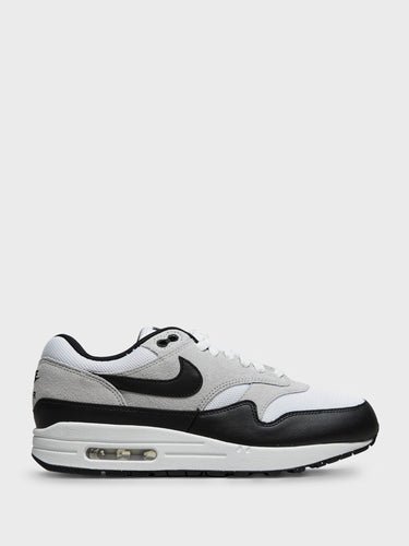 Nike - Air Max 1 Essential Sneakers in White/Black-Pure Platinum