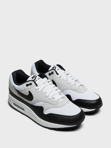 Nike - Air Max 1 Essential Sneakers in White/Black-Pure Platinum