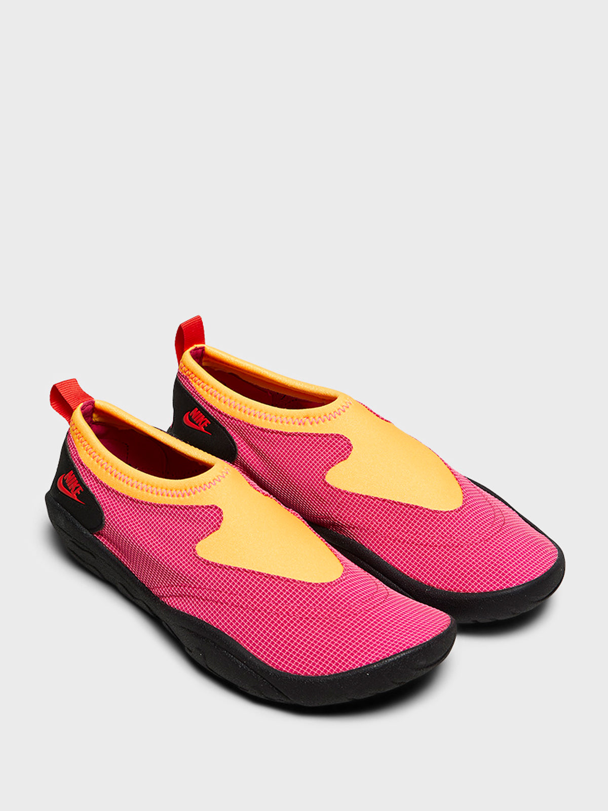 Nike - Aqua Turf Sneakers in Vivid Pink, Laser Orange and Light Crimson Black