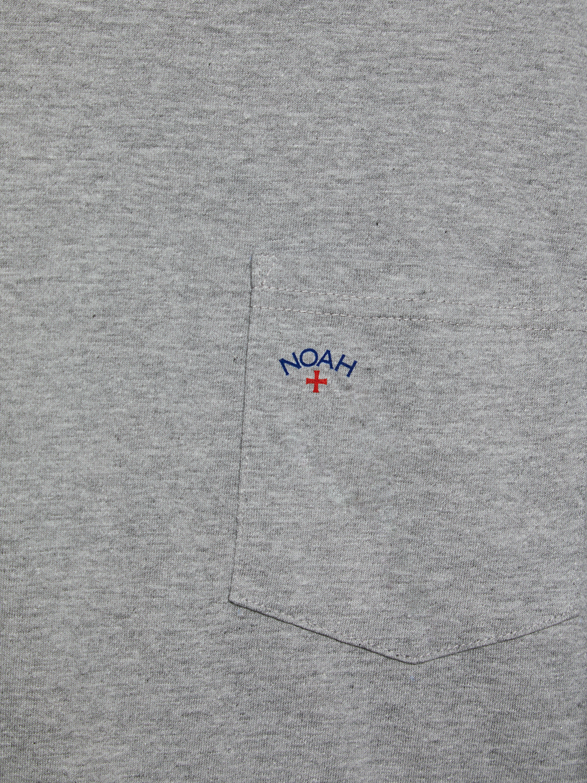 Noah - Long Sleeve Core Logo Pocket T-Shirt in Heather Grey