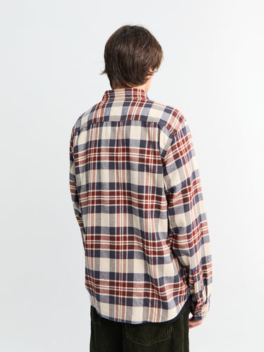 Patagonia - M's L/S LW Fjord Flannel Shirt in PDVA