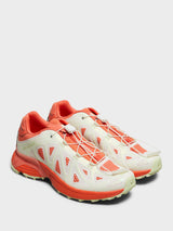 Salomon - XT-Whisper Void Ama Lou Sneakers in Vanilla Ice, Fusion Coral and Emberglow