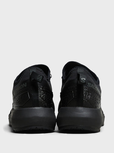 Salomon - Alpinway Advanced Sneakers in Black, Black and Asphalt