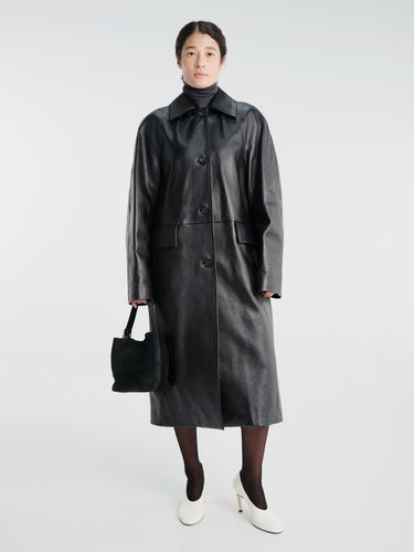 TOTEME - Raglan Leather Coat in Black