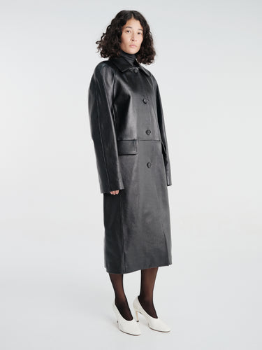 TOTEME - Raglan Leather Coat in Black