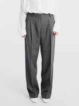 TOTEME - Herringbone Double-Pleat Trousers in Dark Grey Melange