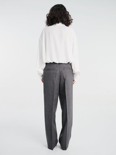 TOTEME - Herringbone Double-Pleat Trousers in Dark Grey Melange