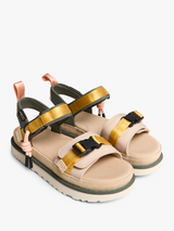 UGG - Goldenstar Wildwoo Sandals in Sand Castle
