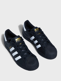 Adidas - Superstar Sneakers in Black