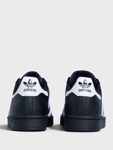 Adidas - Superstar Sneakers in Black