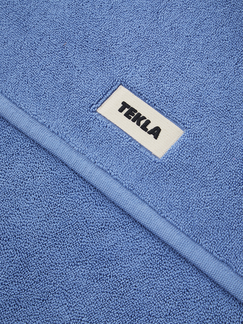 Bath Mat in Clear Blue