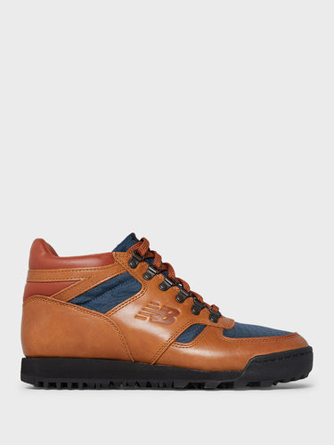 New Balance - URAINOG Rainer Sneakers in Brown