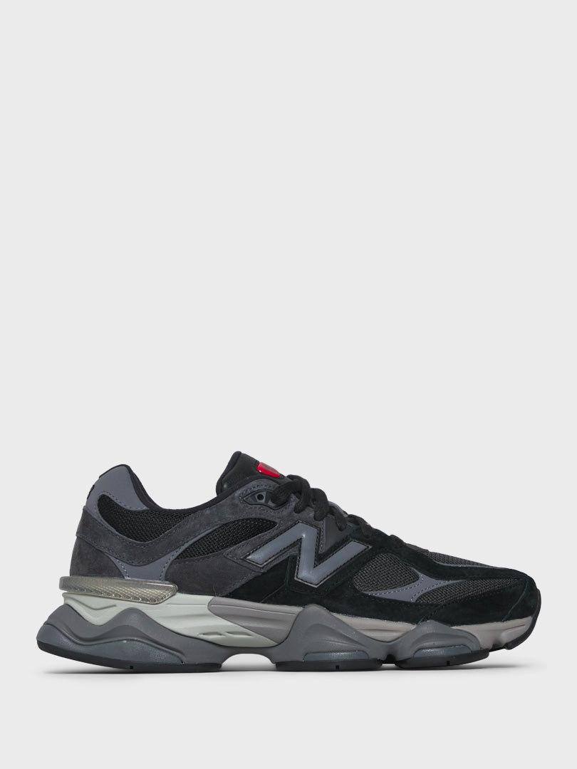 New Balance - 9060 Sneakers in Black