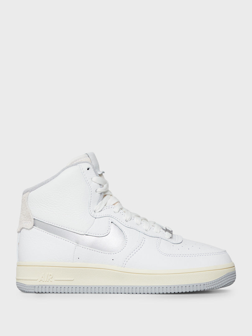 Nike - Air Force 1 Strapless Sneakers in Summit White and Silver