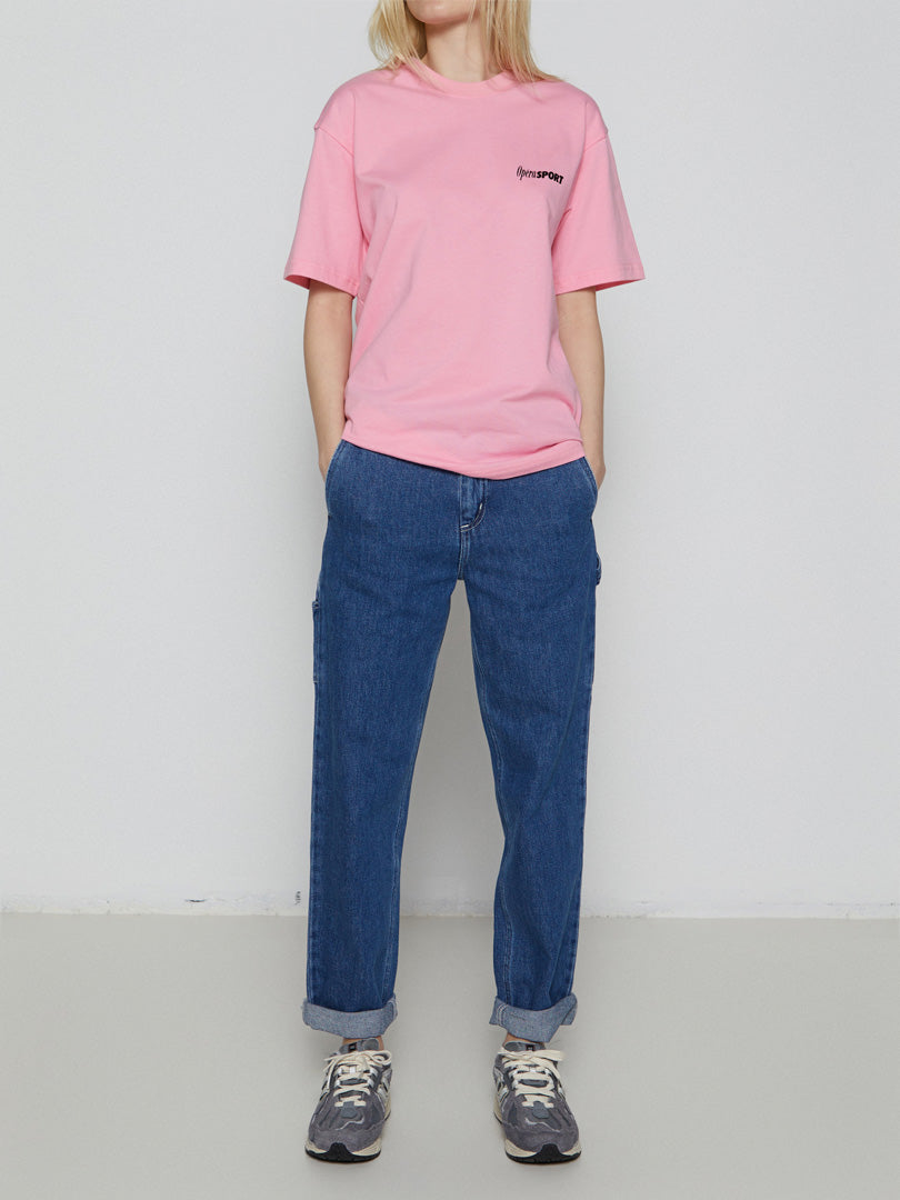Claude Unisex T-Shirt in Pink