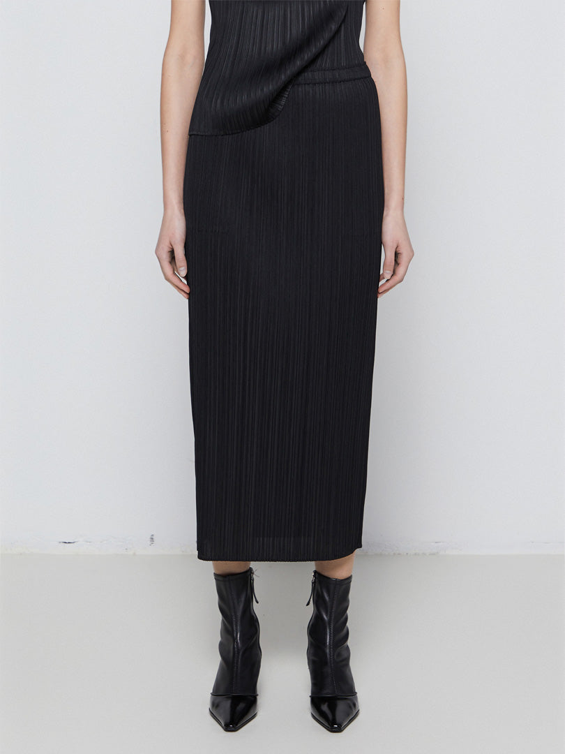 Pleats Please Issey Miyake - Pleated Skirt in Black