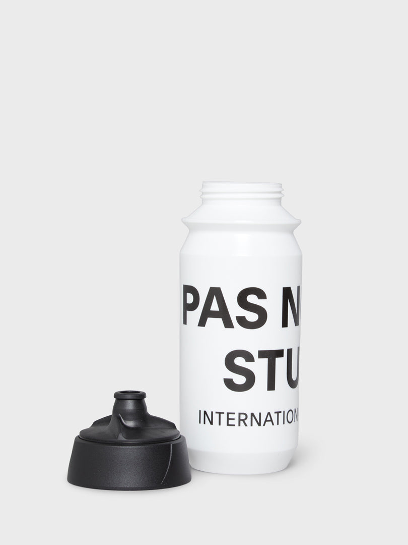 Pas Normal Studios - Logo Bidon in White – stoy