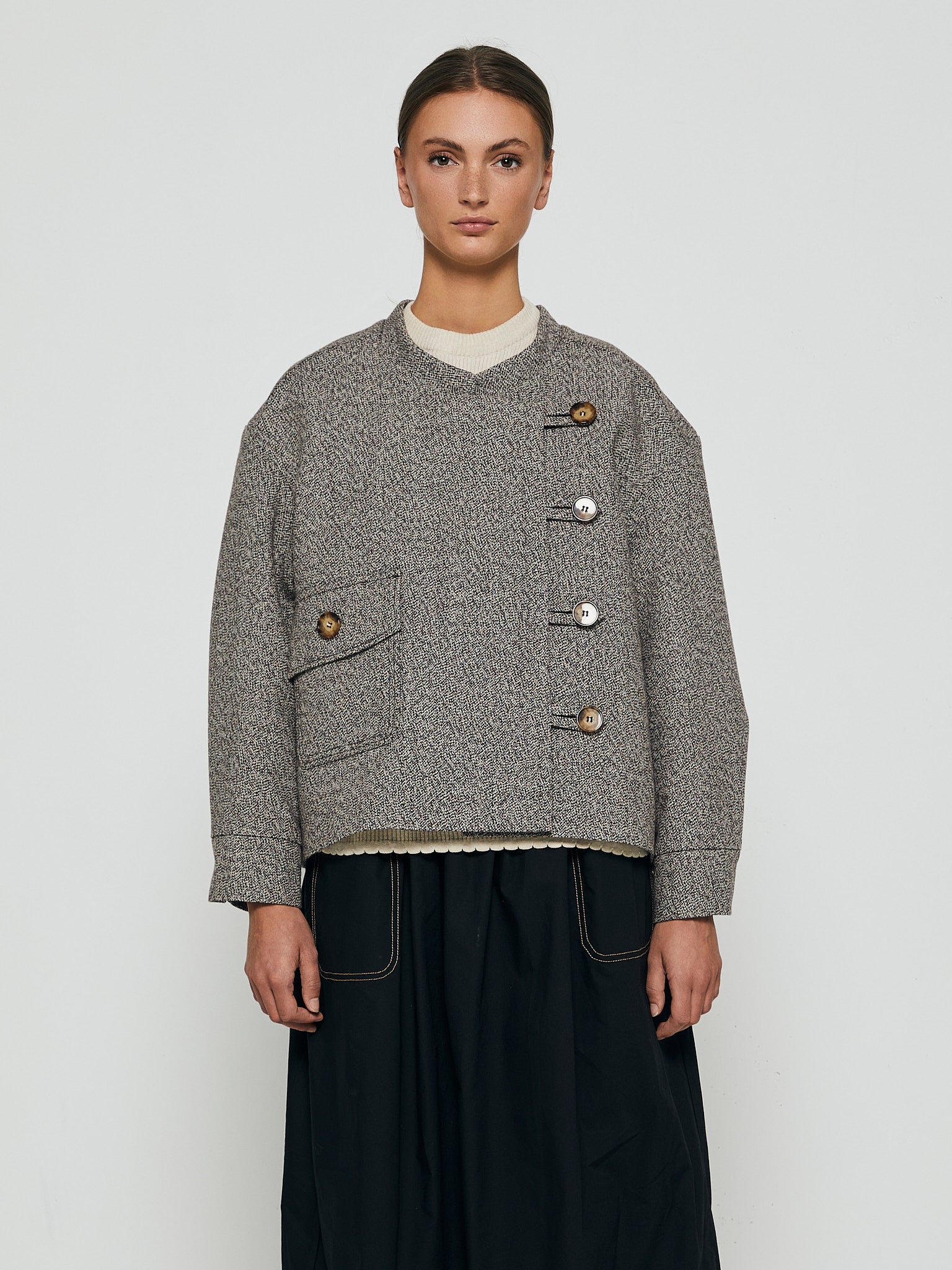 Proem Parades - Mimi Wool Jacket in Brown and Off White