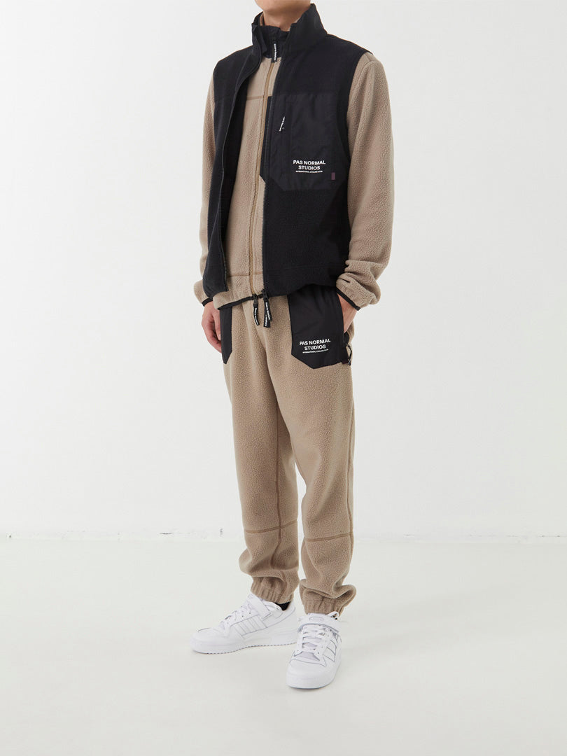 Escapism Fleece Gilet in Black