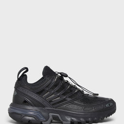 Salomon - ACS PRO Sneakers in Black