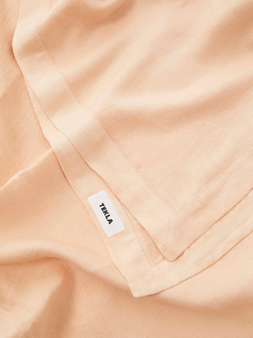 Table Cloth in Apple Core