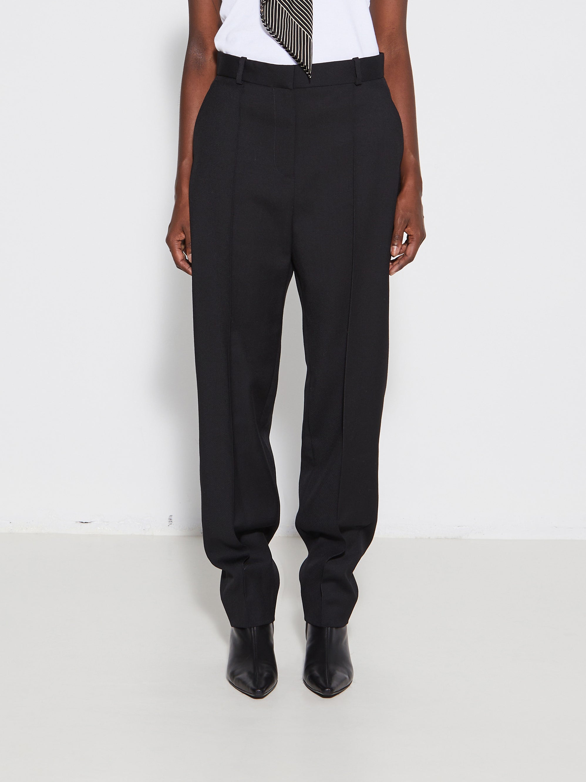 Totéme - Sewn Pleat Wool Trousers in Black – stoy